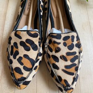 COPY - Super cute! Never been worn. 6.5 leopard print flats